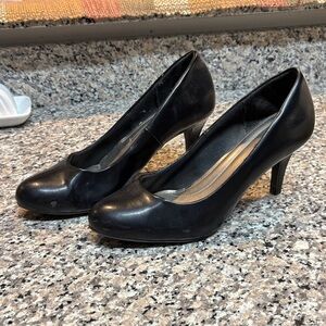 Comfort Plus by Predictions Black Heels